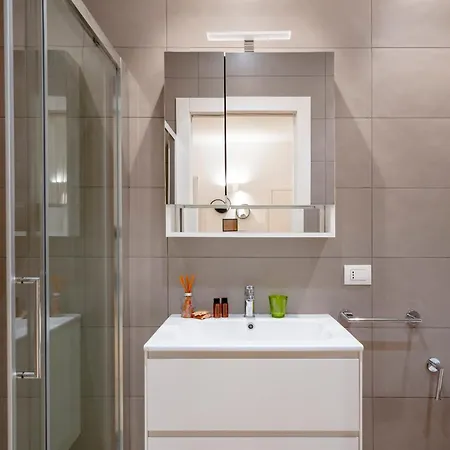 Central Station Apartment Bari