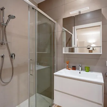 Apartment Central Station Apartment Bari