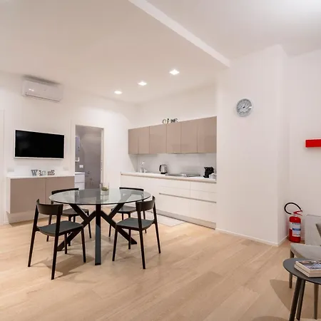 Central Station Apartment